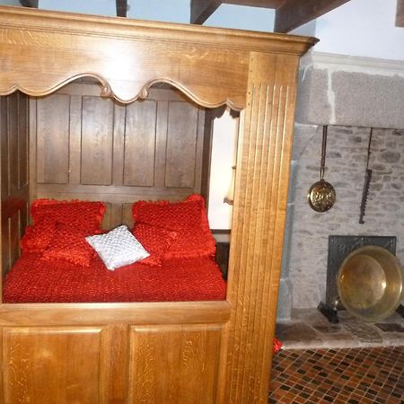 Bed and Breakfast Manoir De La Foulerie Ancteville Экстерьер фото