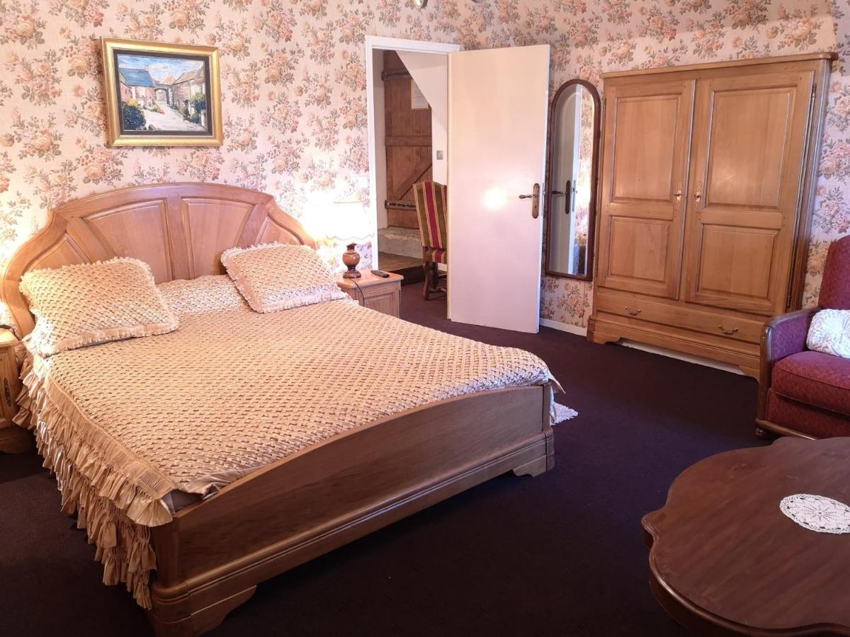Bed and Breakfast Manoir De La Foulerie Ancteville Экстерьер фото